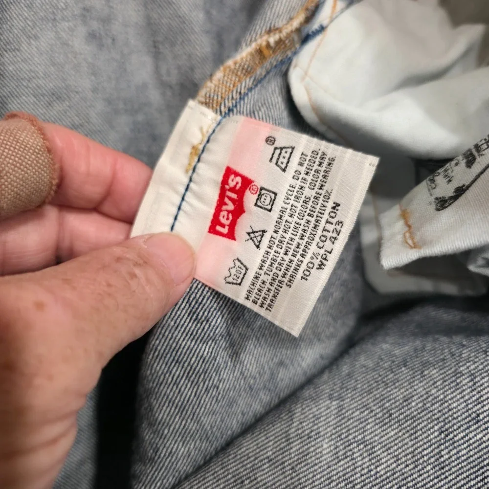 Levis 501 Buttonfly Mens Denim Blue Jeans Straight Leg Size 44x30‎ Actual 41x28
